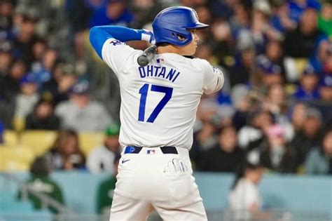ただのファウルが大谷翔平“だと”衝撃の230万円 異 .